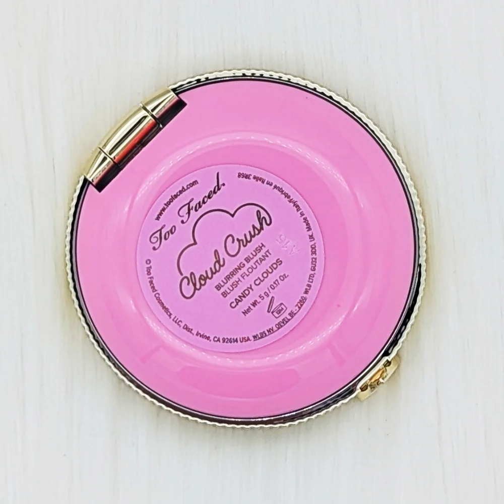 🔴 TOO FACED Cloud Crush Blurring Blush - Candy Clouds
